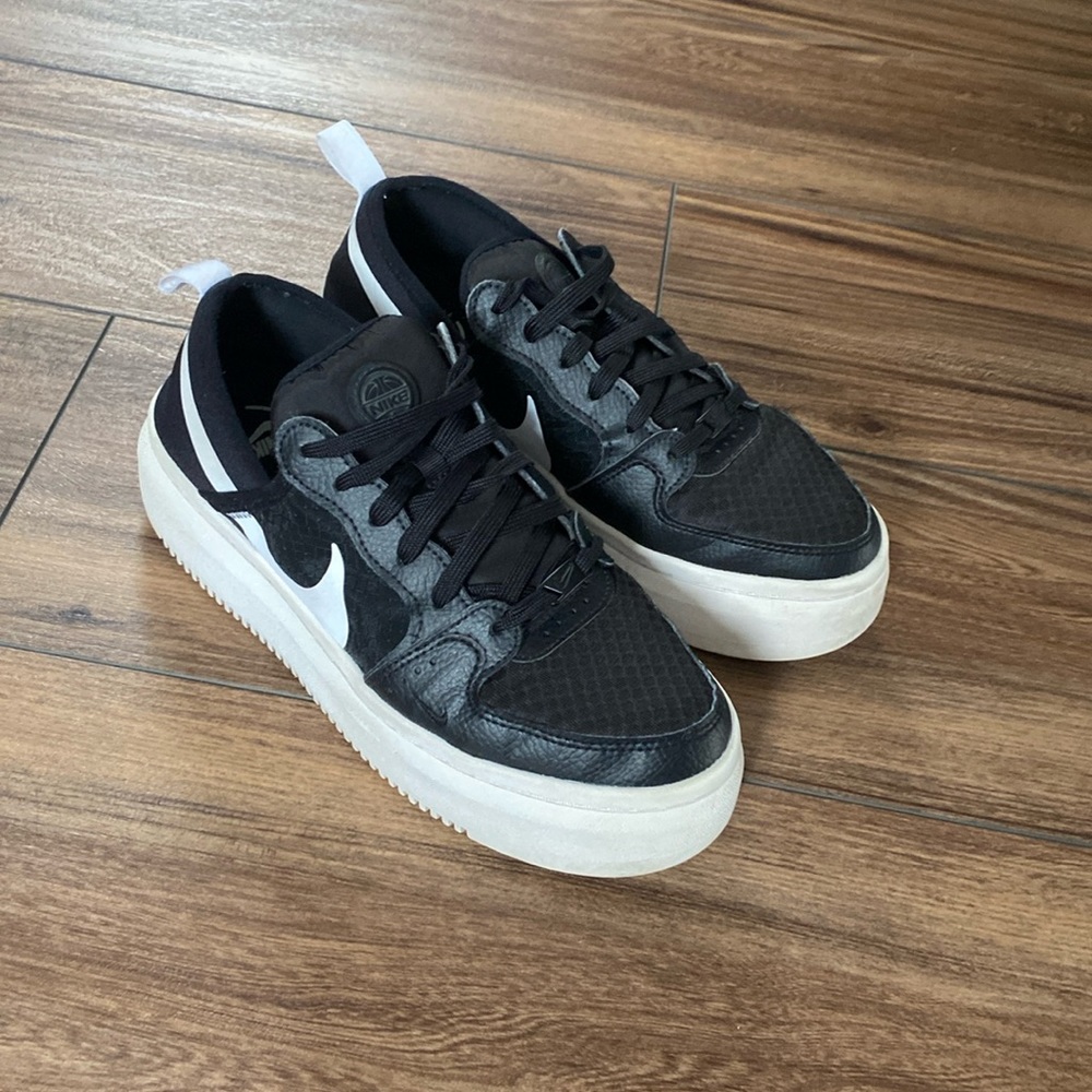 Nike black and white platform, size 9